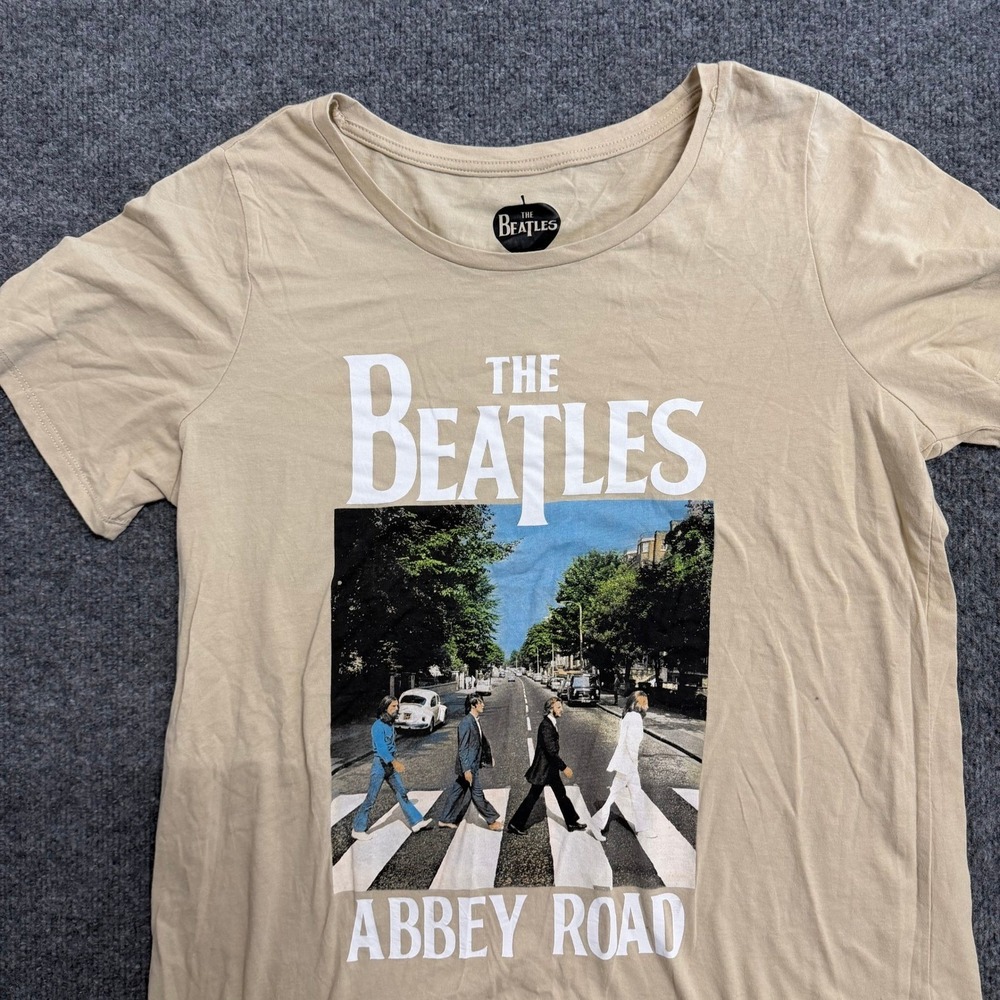 The Beatles T-Shirt Womens Size 0X Tan Abbey Road Graphic Band Tee Scoop Neck